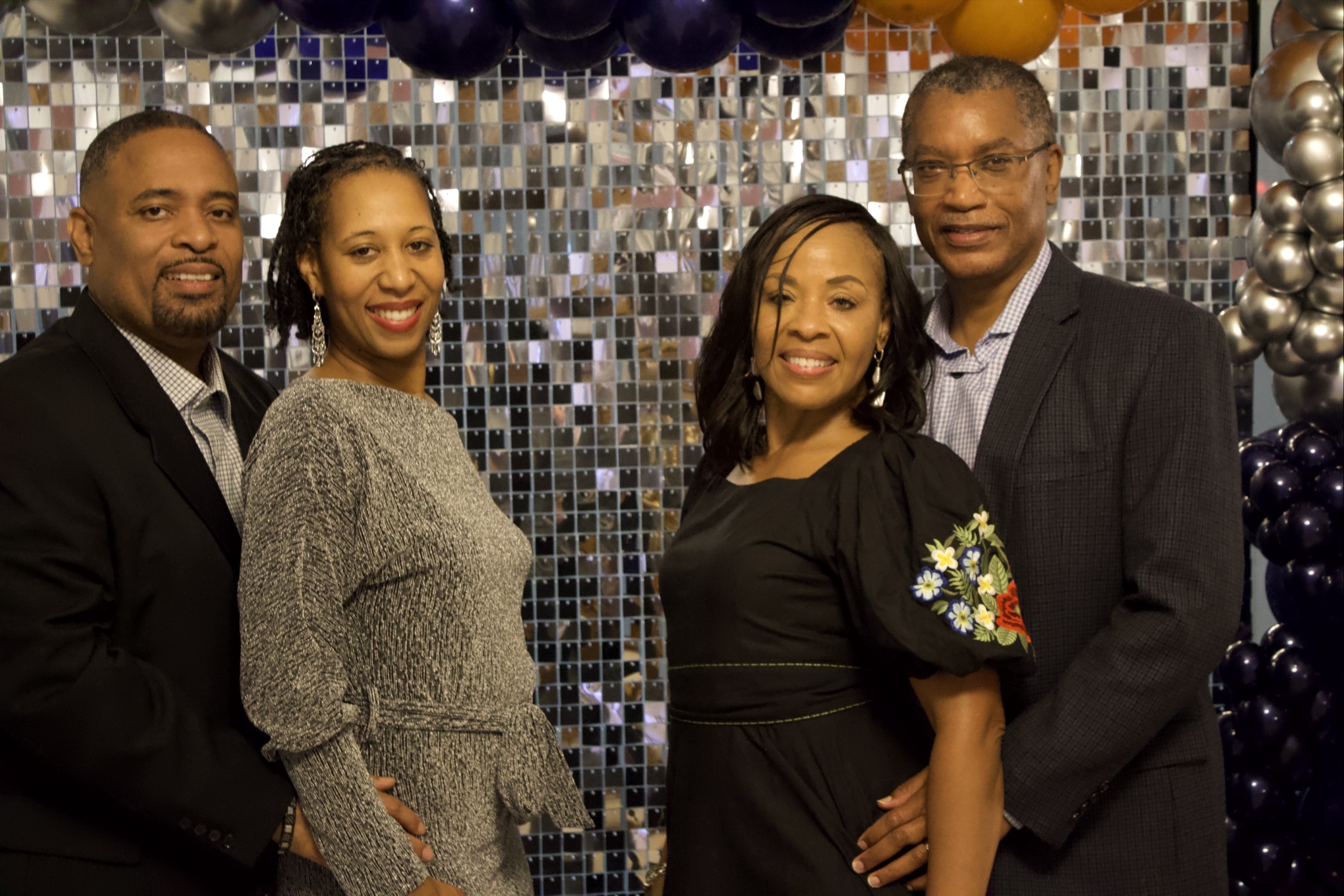 Gala Slideshow - The Cruse and Wright family at shimmer wall